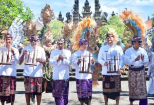 Ketua DPRD Badung I Gusti Anom Gumanti, hadiri Peringatan HUT ke-16 Ibu Kota Mangupura.